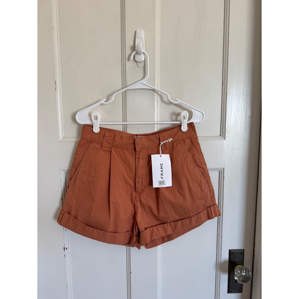 NWT Frame Fluid Twill Rolled Short size 28‎